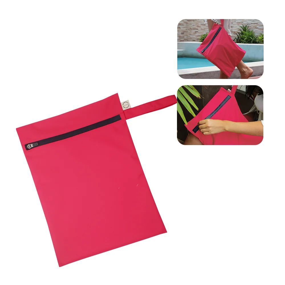 Bolsa Antifluido YAKU - Talla M - Fresa
