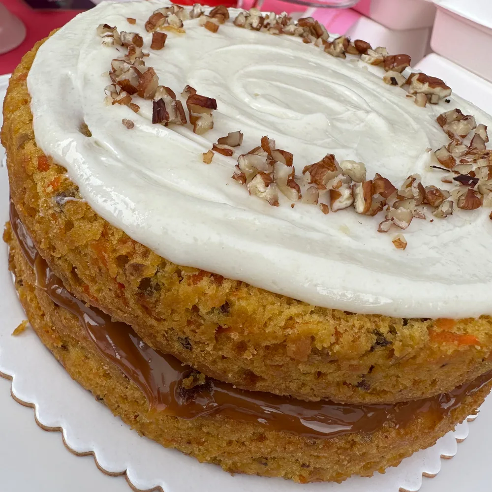 CARROT CAKE  FAMILIAR